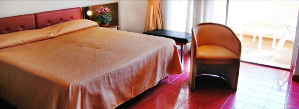 Park Hotel بايا دوميزيا المظهر الخارجي الصورة