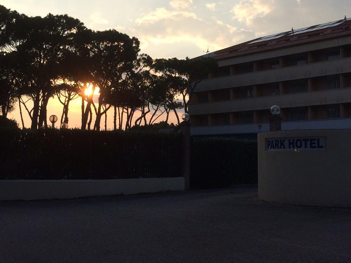 Park Hotel بايا دوميزيا المظهر الخارجي الصورة